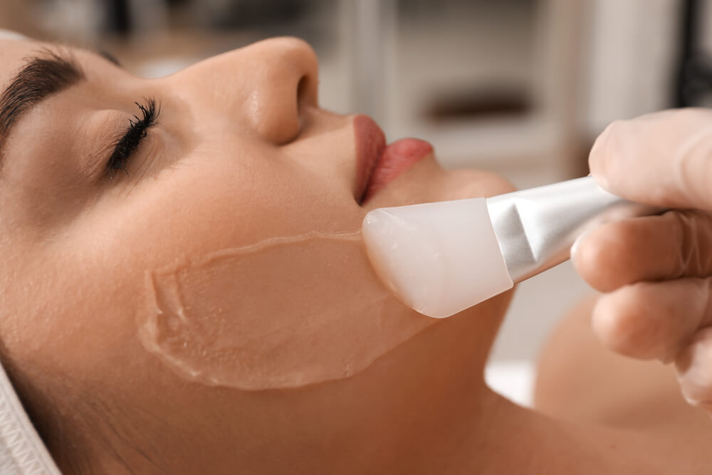 Ever Tried an Anti-Aging Heat Facial? Here's Why You Should – Introlift  Medical Spa