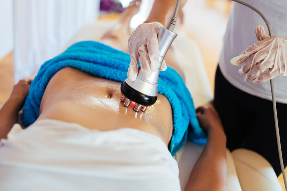 Ultrasound Cavitation vs Fat Freezing: Which One Is Better?